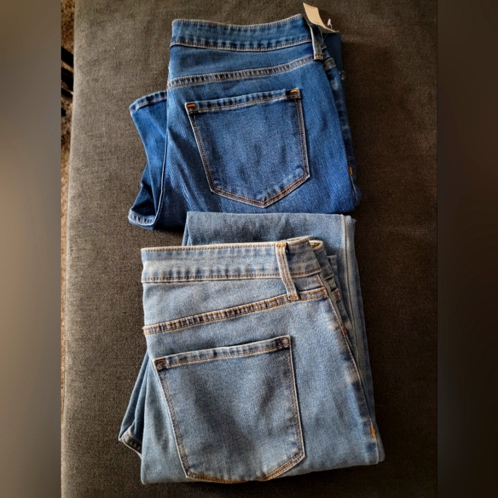 Nwot Old Navy boot cut jeans